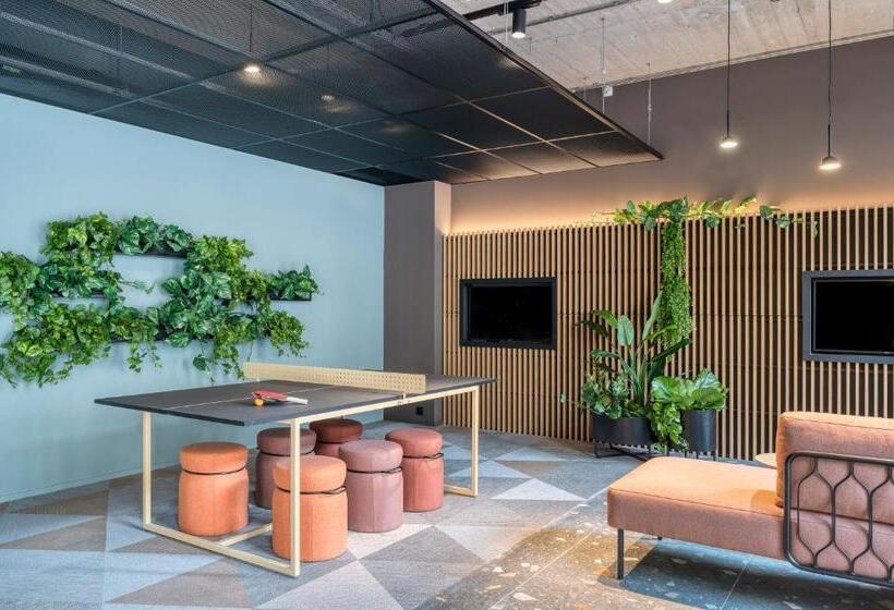 هتل Citybox Antwerp