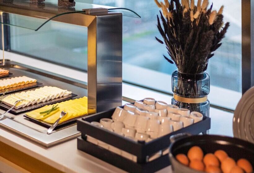 هتل Ibis Styles Arnhem Centre