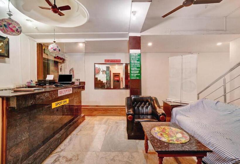 ホテル Spot On Kaliyappa Lodge