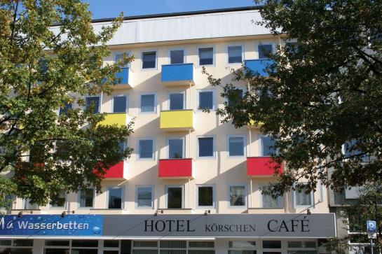 هتل Art  Korschen