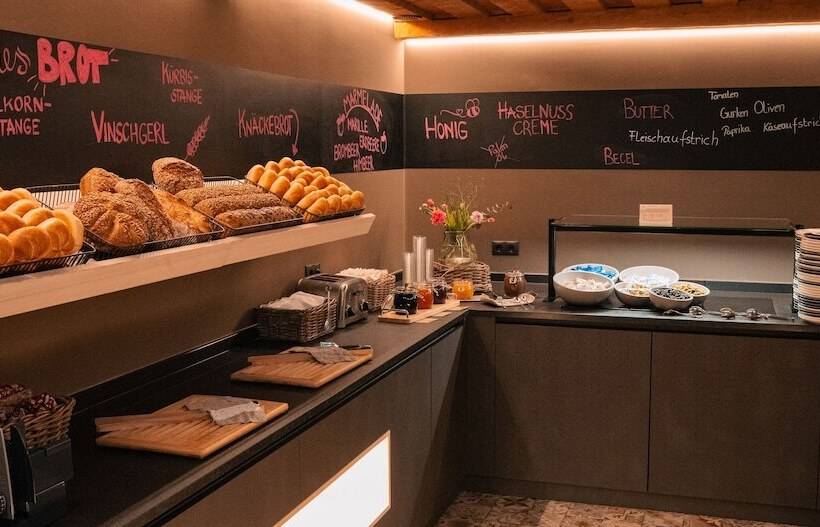 Berghotel Basur   Das Schihotel Am Arlberg