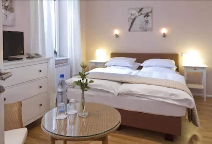 هتل Buchholz Downtown