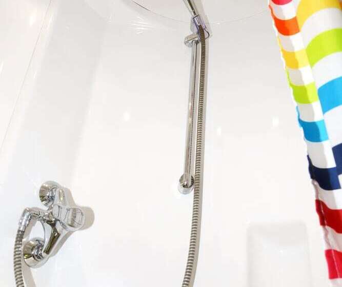 Brit Hotel Essentiel Reims Taissy