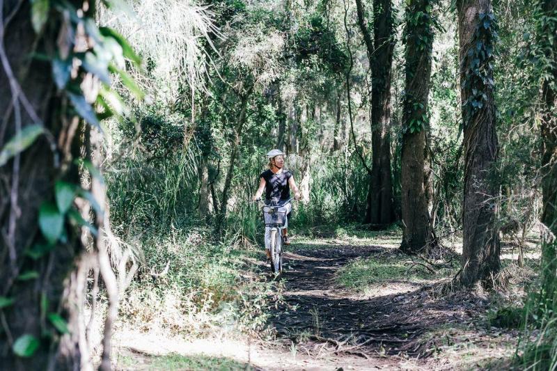 Отель Paperbark Camp