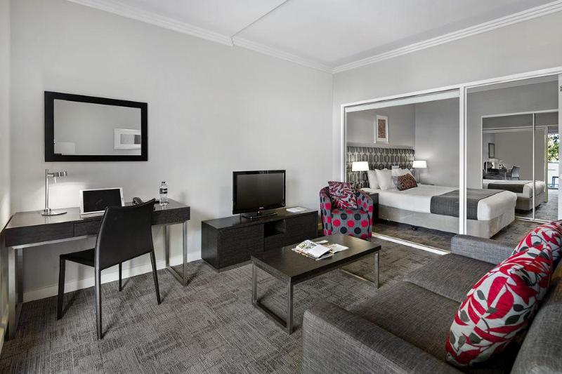 Отель Quest Campbelltown