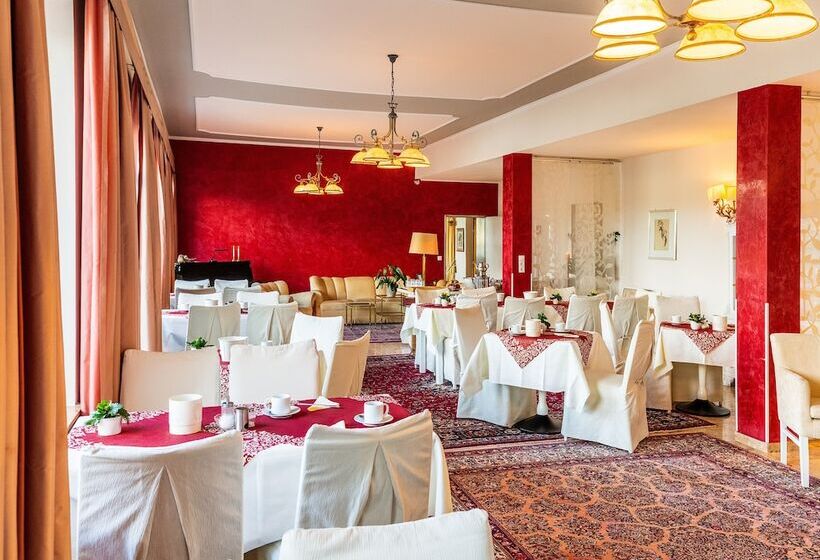 هتل Rheinresidenz