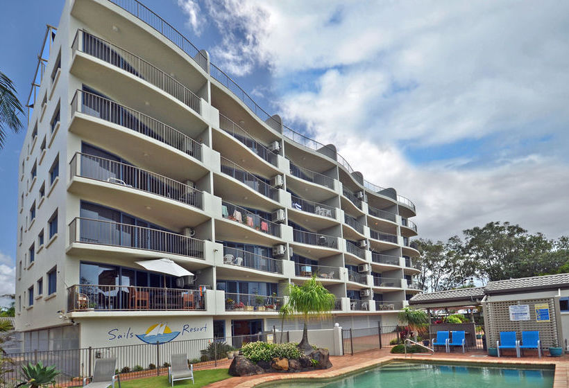 هتل Sails Resort Golden Beach