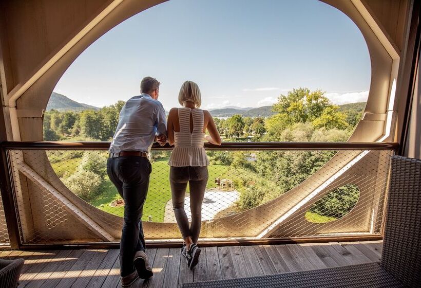 هتل Das Seepark Wörthersee Resort