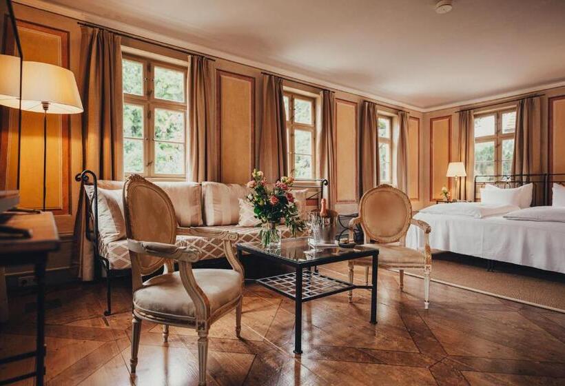 هتل Villa Sorgenfrei & Restaurant Atelier Sanssouci