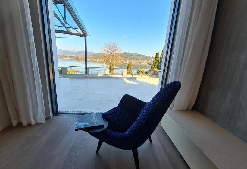 Suiten Aparthotel Aenea