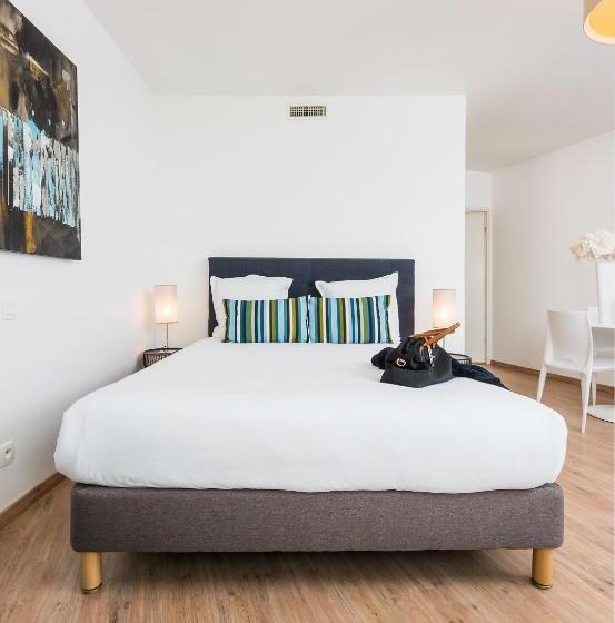 Ténéo Apparthotel Talence