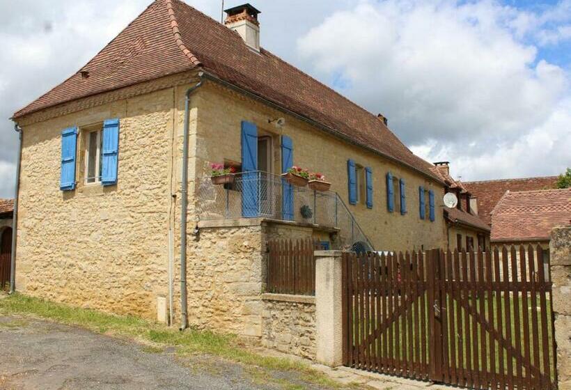 酒店 Gîte Familial Avec Cheminée, Ping Pong, Près De La Grotte De Tourtoirac Et Du Château De Hautefort