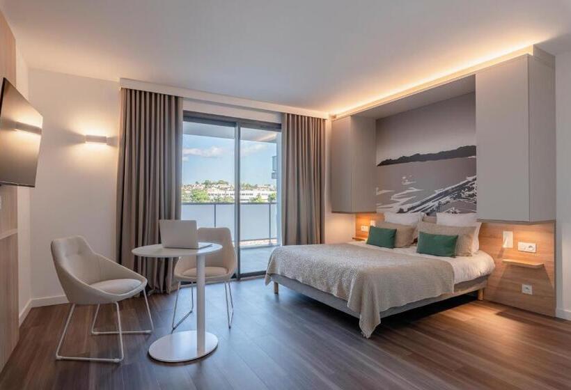 Lagrange Apart Hôtel Antibes Olympie