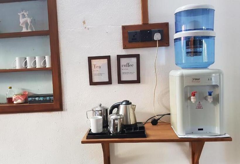 פנסיון Charakama Guest Bungalow   Gampaha