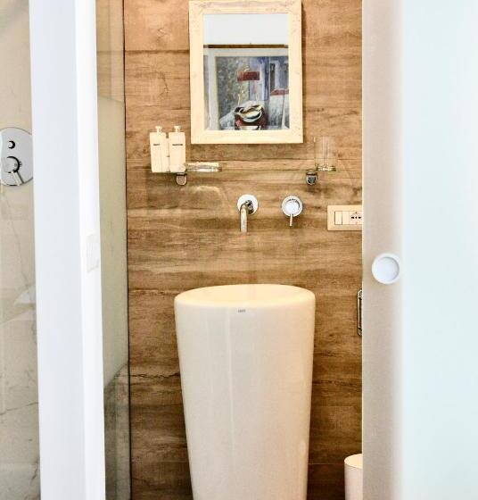 تختخواب و صبحانه Domus Aleria Deluxe Rooms