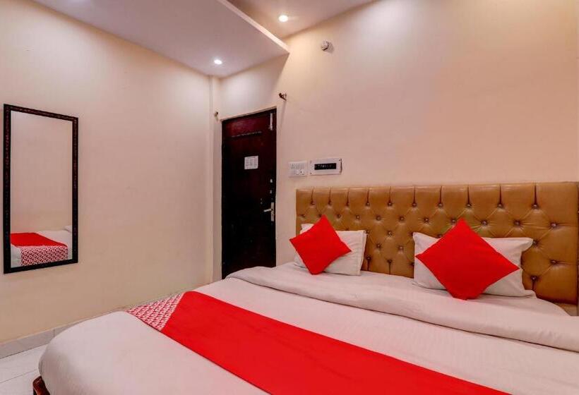 هتل Flagship 80874 Moon Palace