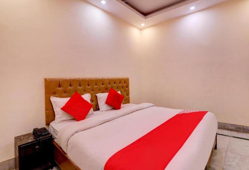 هتل Flagship 80874 Moon Palace