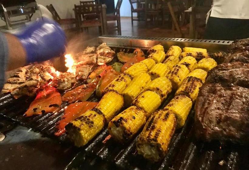 فندق Nandel Beach Resort