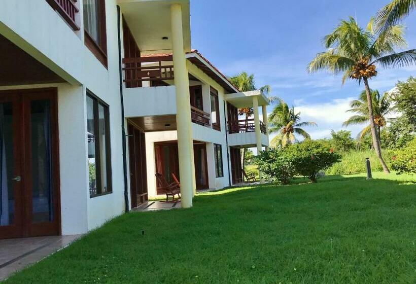 فندق Nandel Beach Resort