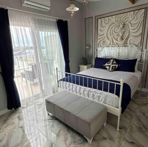 هتل Viya Plus Cesme