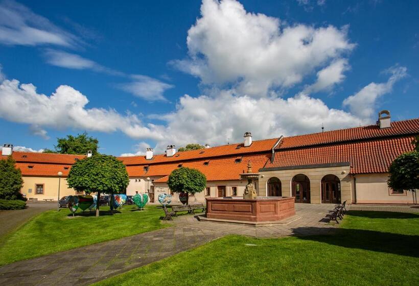 پانسیون Zámecký Penzion