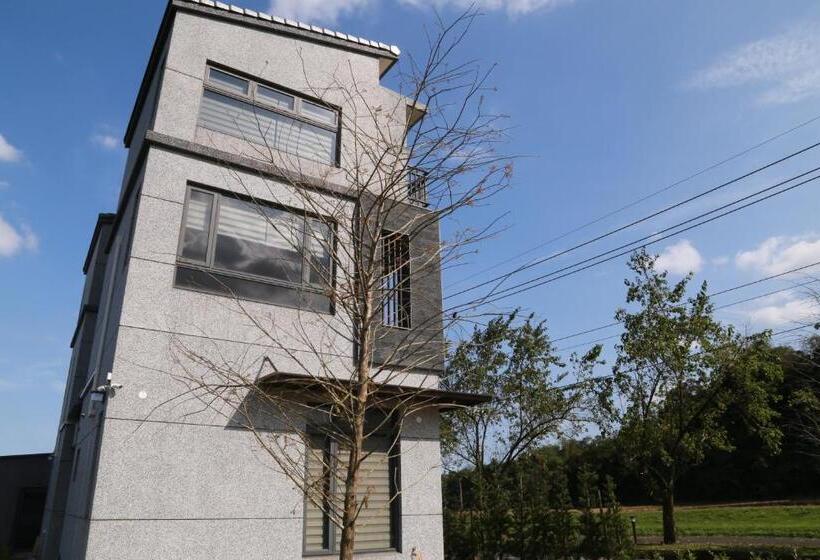 تختخواب و صبحانه 安農671民宿