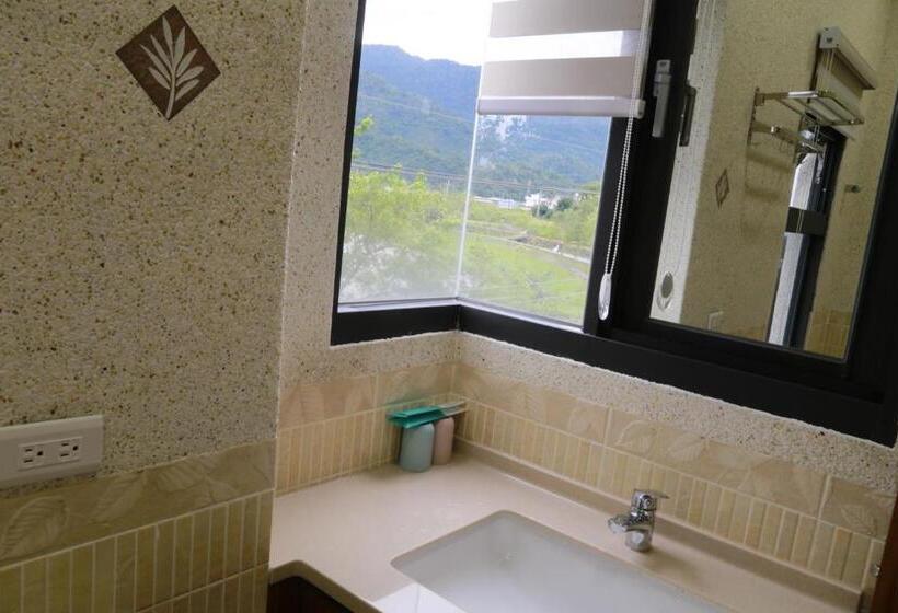 تختخواب و صبحانه 安農671民宿