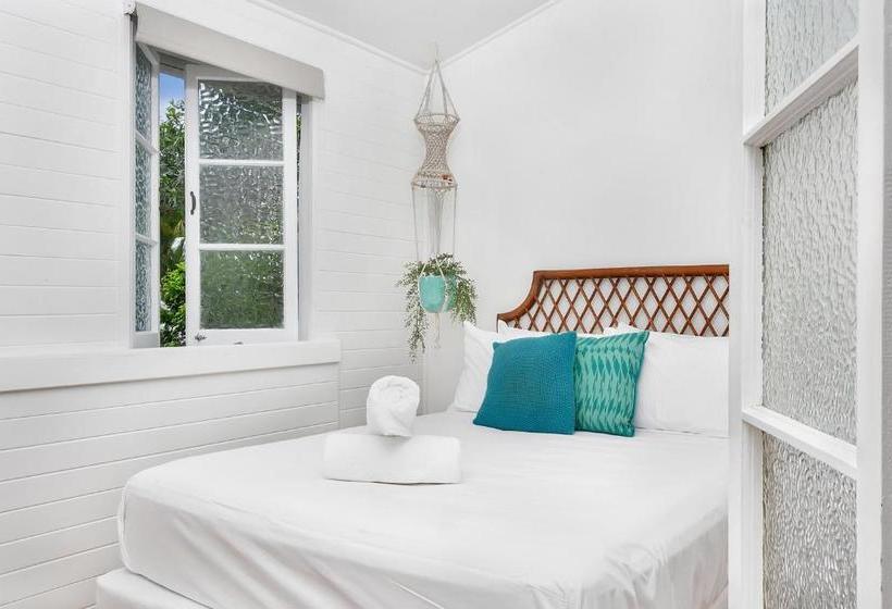 مبيت وإفطار Lazenby Lodge