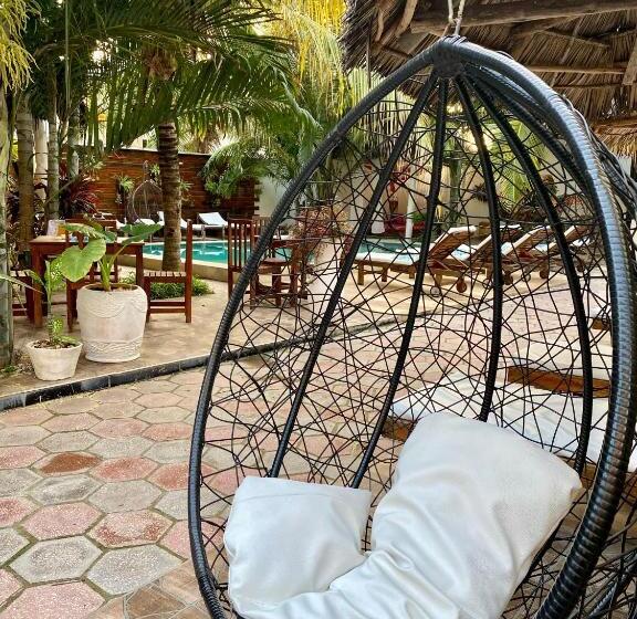 فندق Cezere The Palm