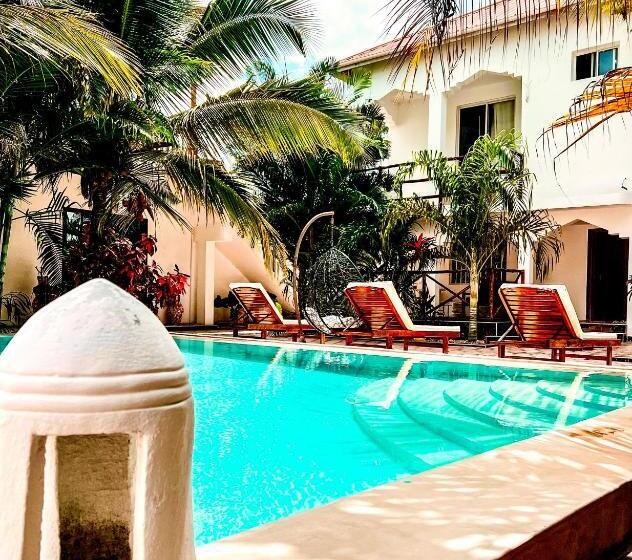 فندق Cezere The Palm
