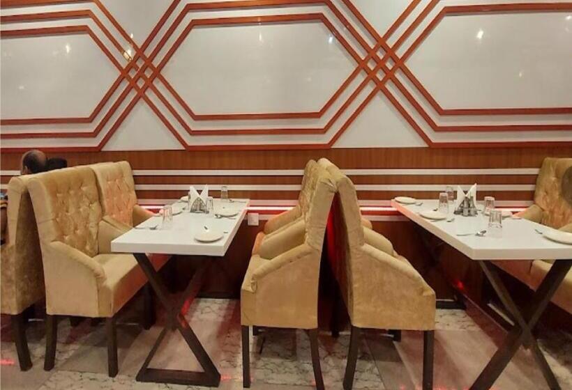 فندق Gokul Raj By Wb S