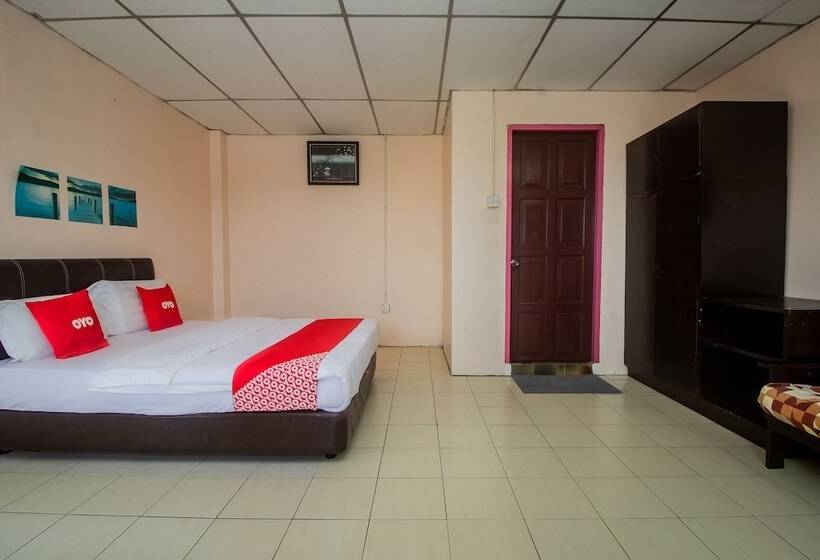 هتل Oyo 90124 Payang Puri Baru