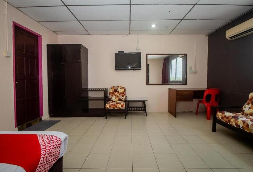 هتل Oyo 90124 Payang Puri Baru