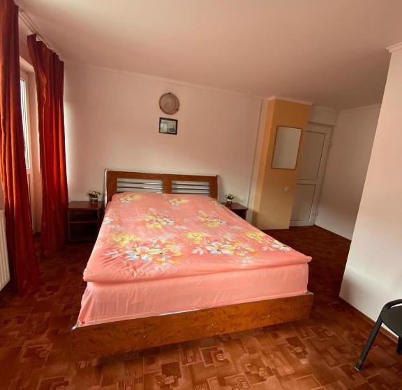 پانسیون Vila Monski