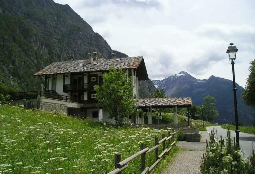 فندق صغير Dortoir De Ollomont