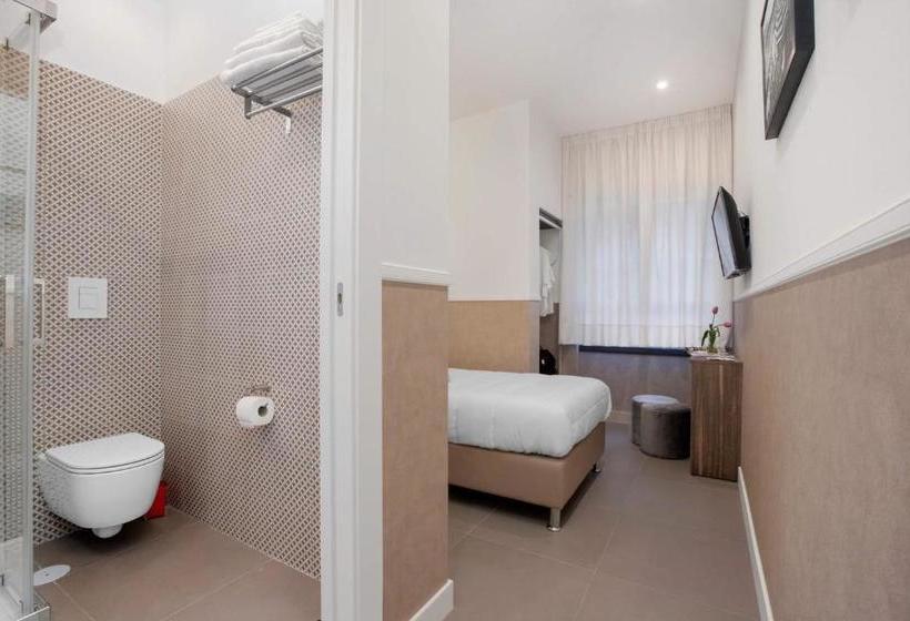 تختخواب و صبحانه La Cassarmonica Guest House