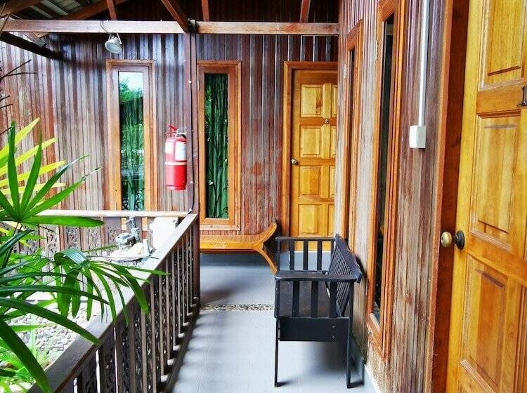 فندق Oyo 90038 Dalyla Inn Chalet