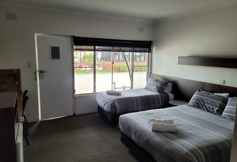 فندق على الطريق Palm And Pawn Motor Inn
