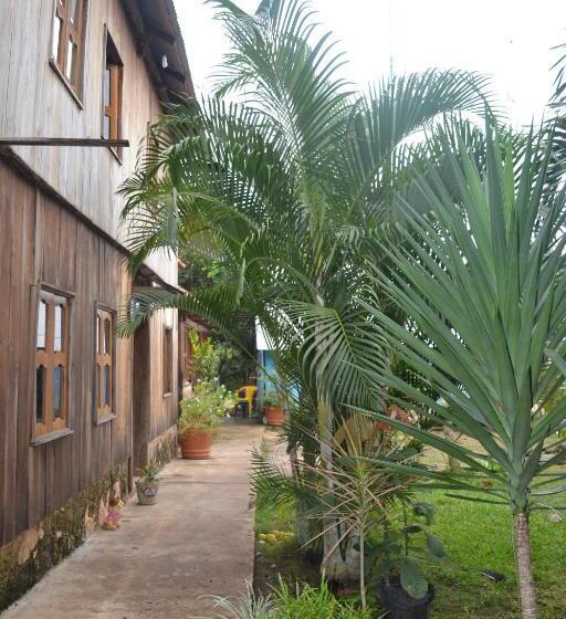 فندق صغير Posada Los Reyecitos