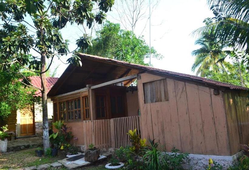فندق صغير Posada Los Reyecitos