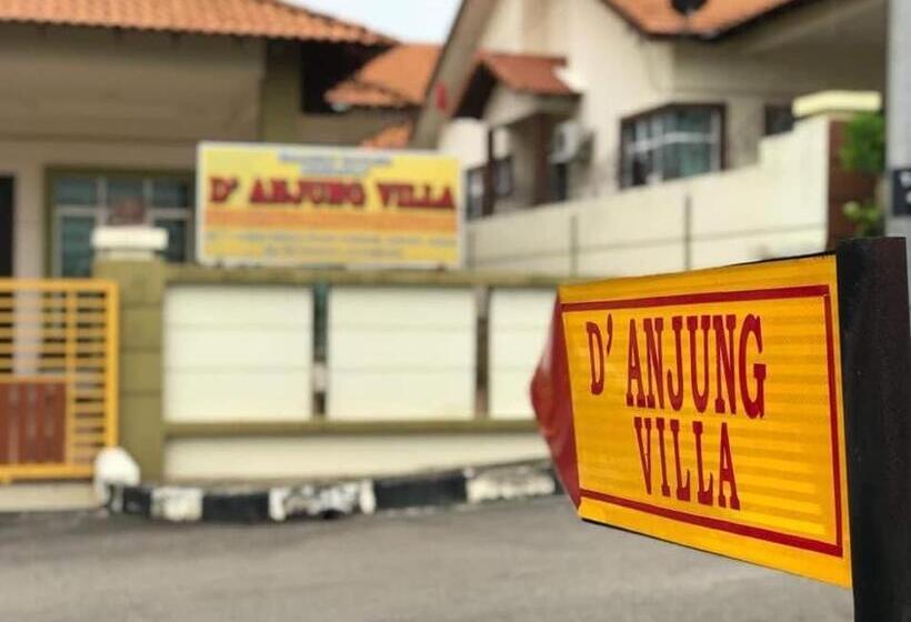 בית מלון כפרי D  Anjung Inn