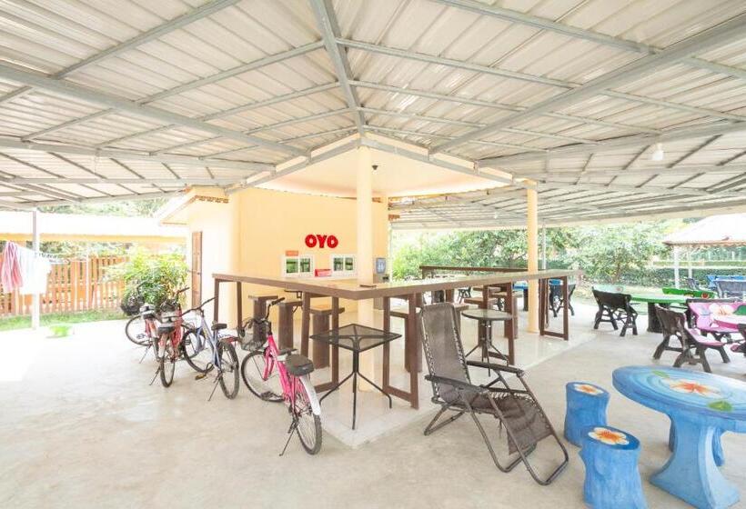 فندق Oyo 75359 Thaiburi Thara Resort