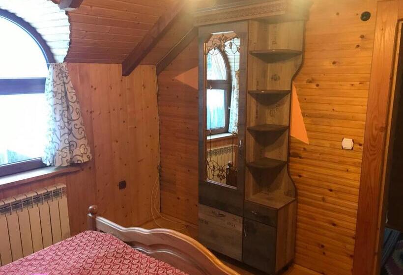 ペンション Shelest Vody