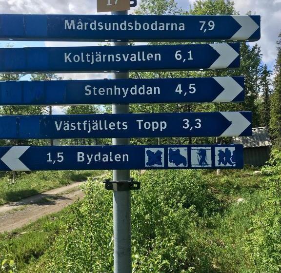 فندق صغير Fjällhalsen Cottages