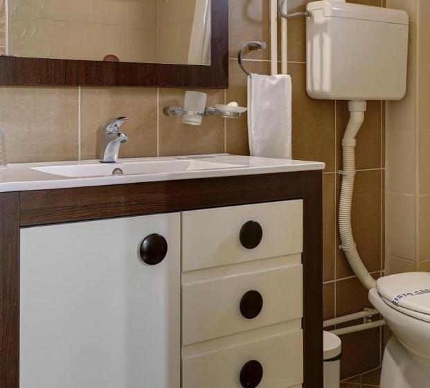 تختخواب و صبحانه Perla Ldm Leskovac