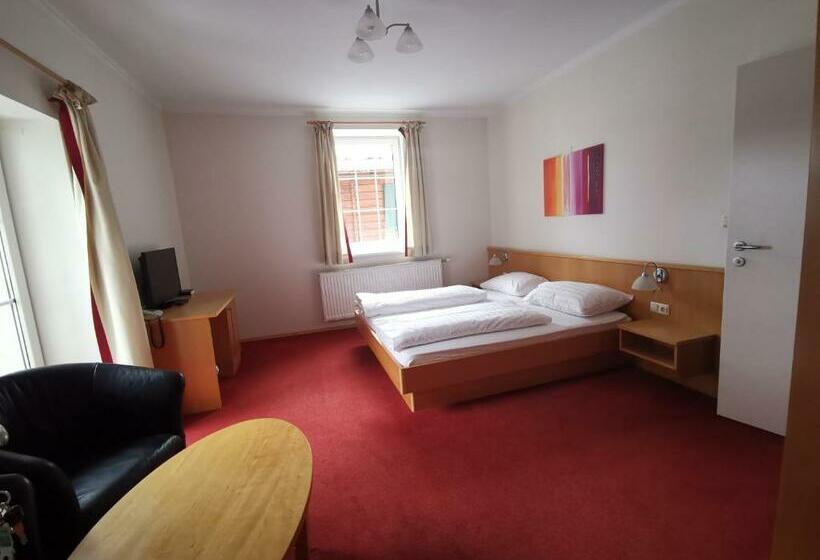 فندق Gasthof Zum Hirschen