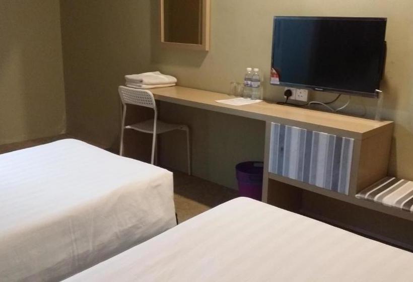 בית מלון כפרי Om