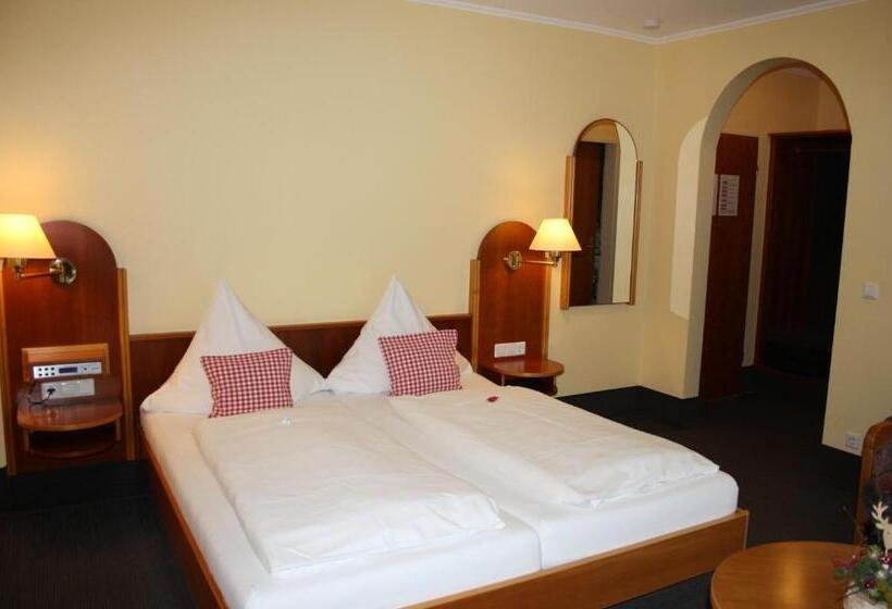 ペンション Metzgerei Moselgasthof Andries