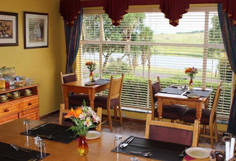 פנסיון Waterfront Guest House