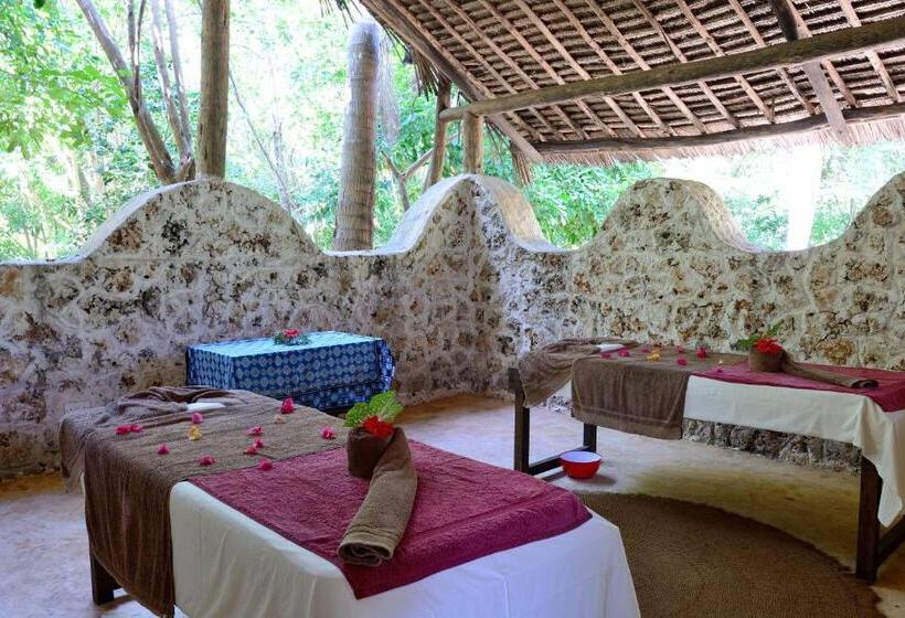 استراحتگاه Fumba Beach Lodge
